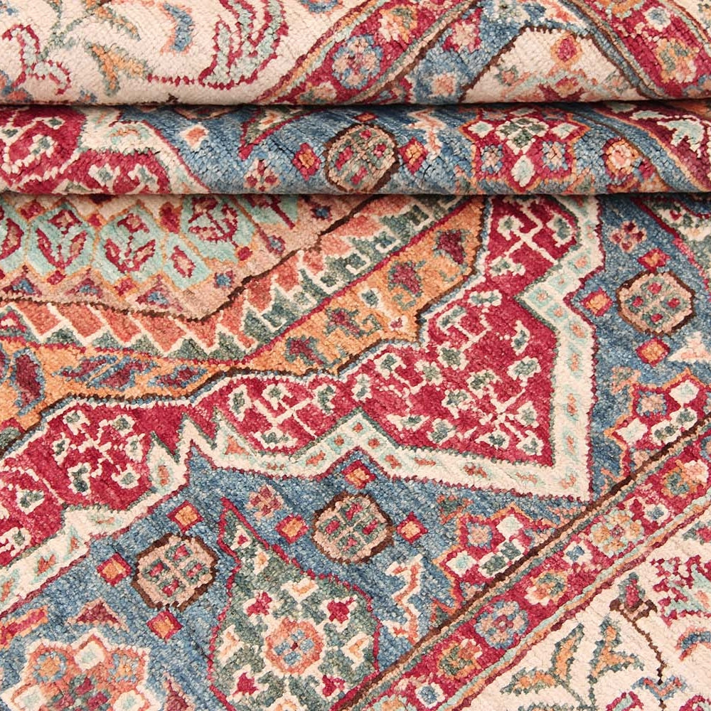 5' 6" X 8' Ivory Handmade Persian Rug MAMLUK